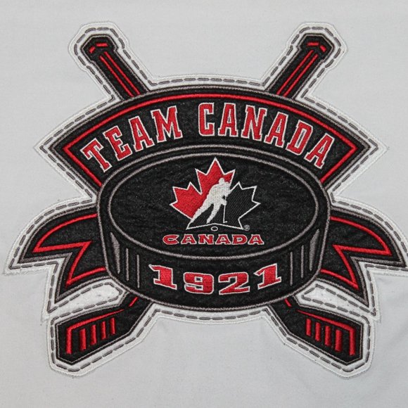 Vintage 90s Nike Team Canada Shirt + Hat - Picture 3 of 15